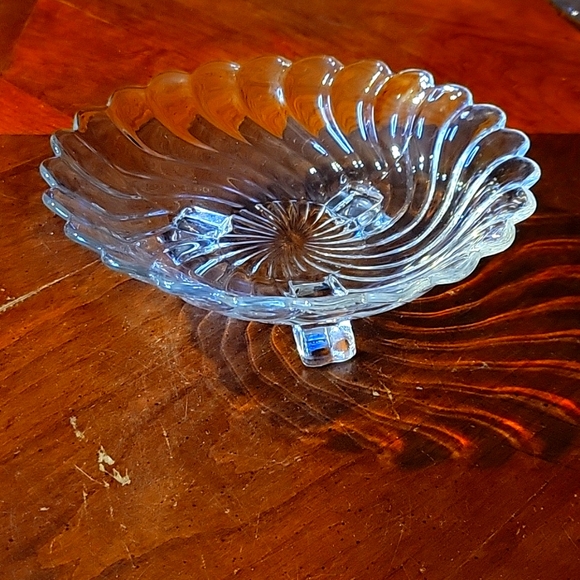 Vtg Fostoria Glass COLONY Clear 3-toed Footed Bonbon Bowl Elegant Glassware - Picture 2 of 3